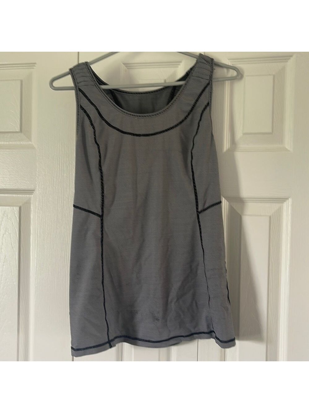 Lululemon Tank Top Size 8🥰🥰